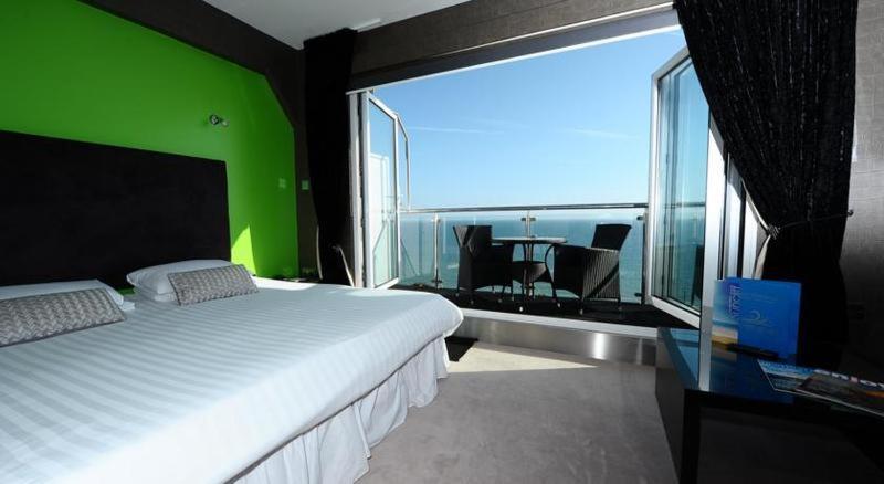 Suncliff Hotel - Oceana Collection Bournemouth Rum bild